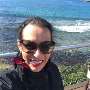 Meet your Posher, Stacy